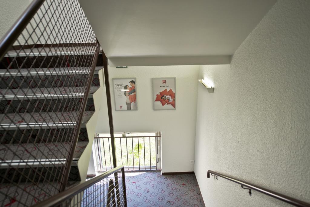 Отель Ibis Besancon Marchaux Экстерьер фото