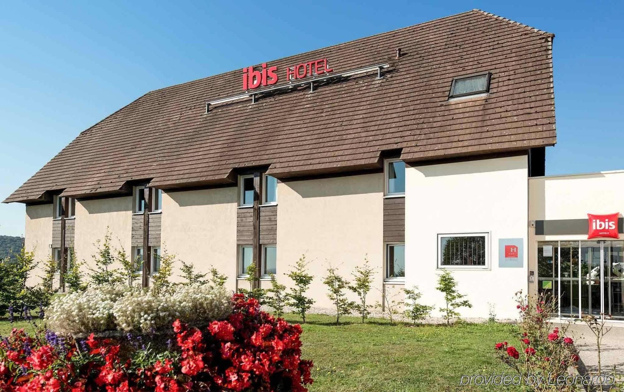 Отель Ibis Besancon Marchaux Экстерьер фото