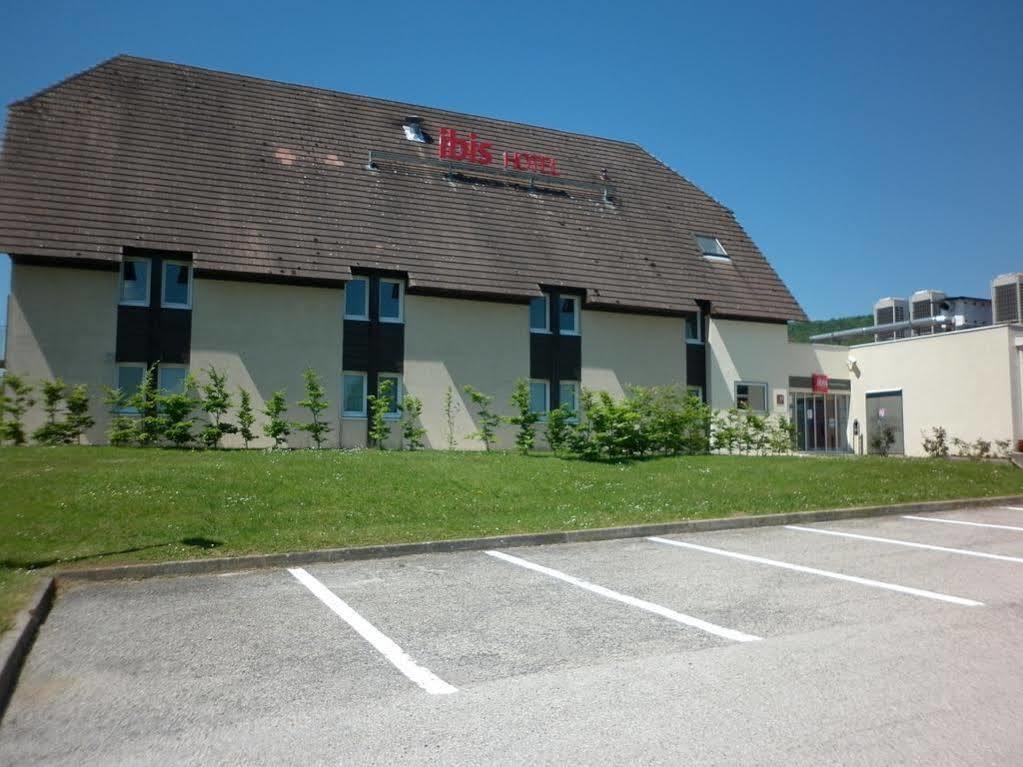 Отель Ibis Besancon Marchaux Экстерьер фото