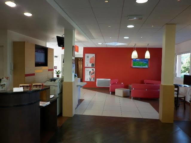 Отель Ibis Besancon Marchaux Экстерьер фото